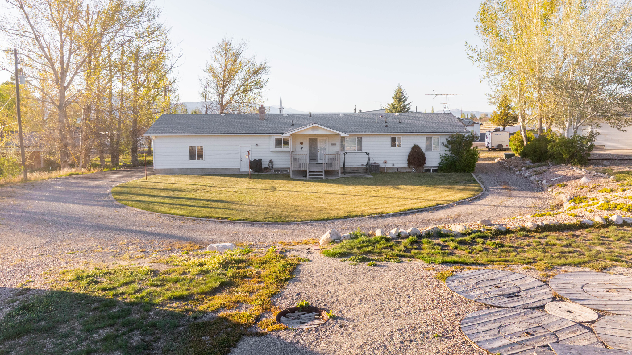 EPHRAIM - Residential
