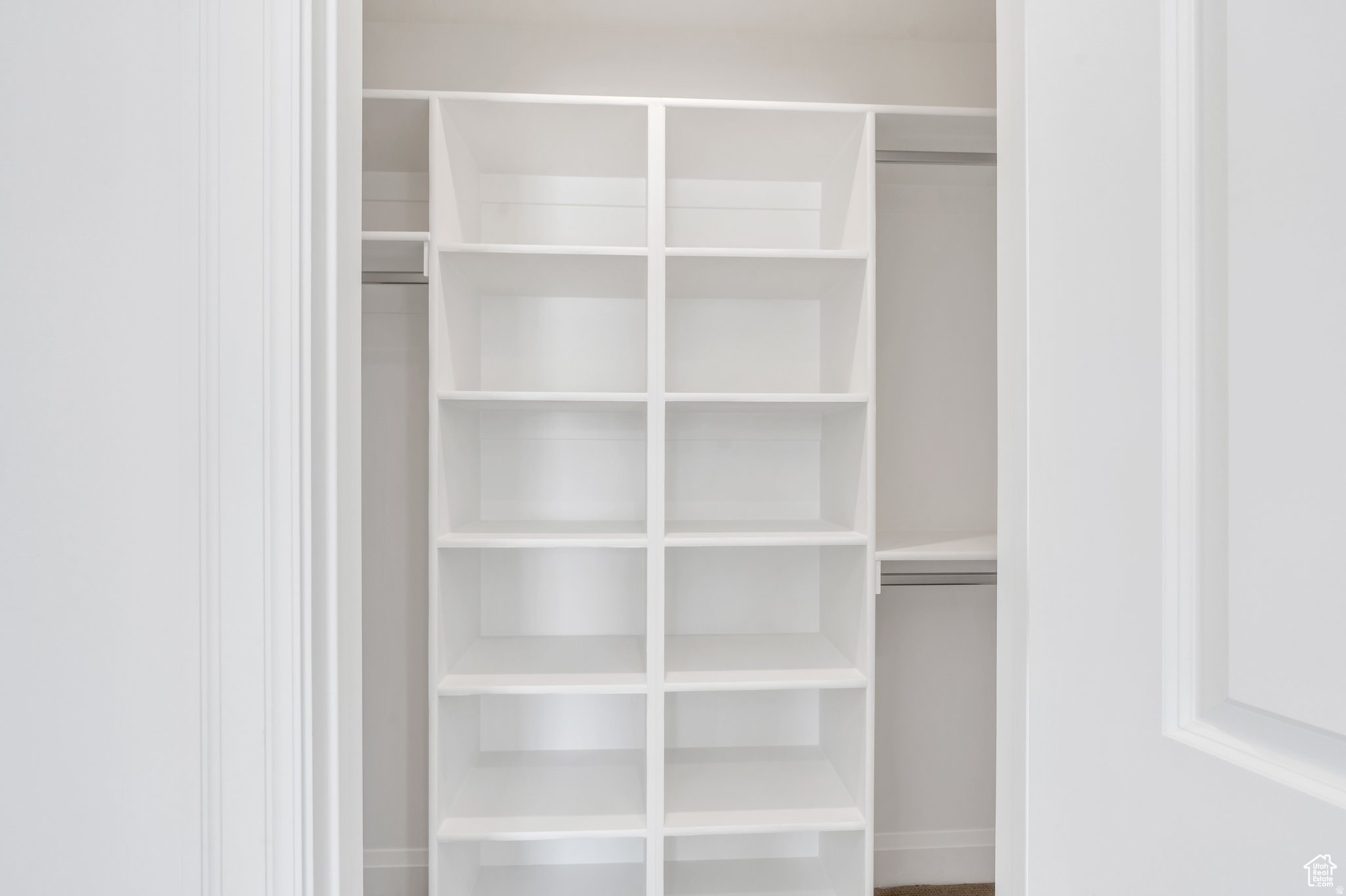 CAMDEN COMMONS - Residential