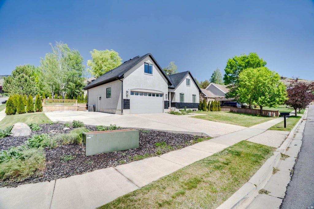 Photo of 1896 VALLEY HILLS BLVD, Heber City, UT 84032 (MLS # 2166061)