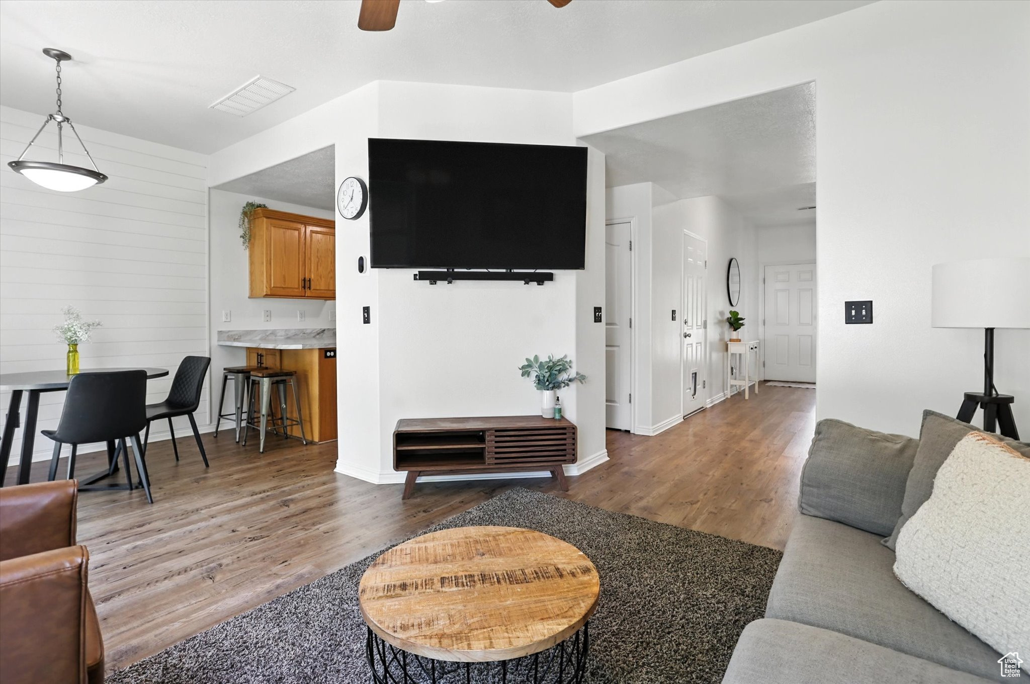 HIGHLAND ESTATES - Residential
