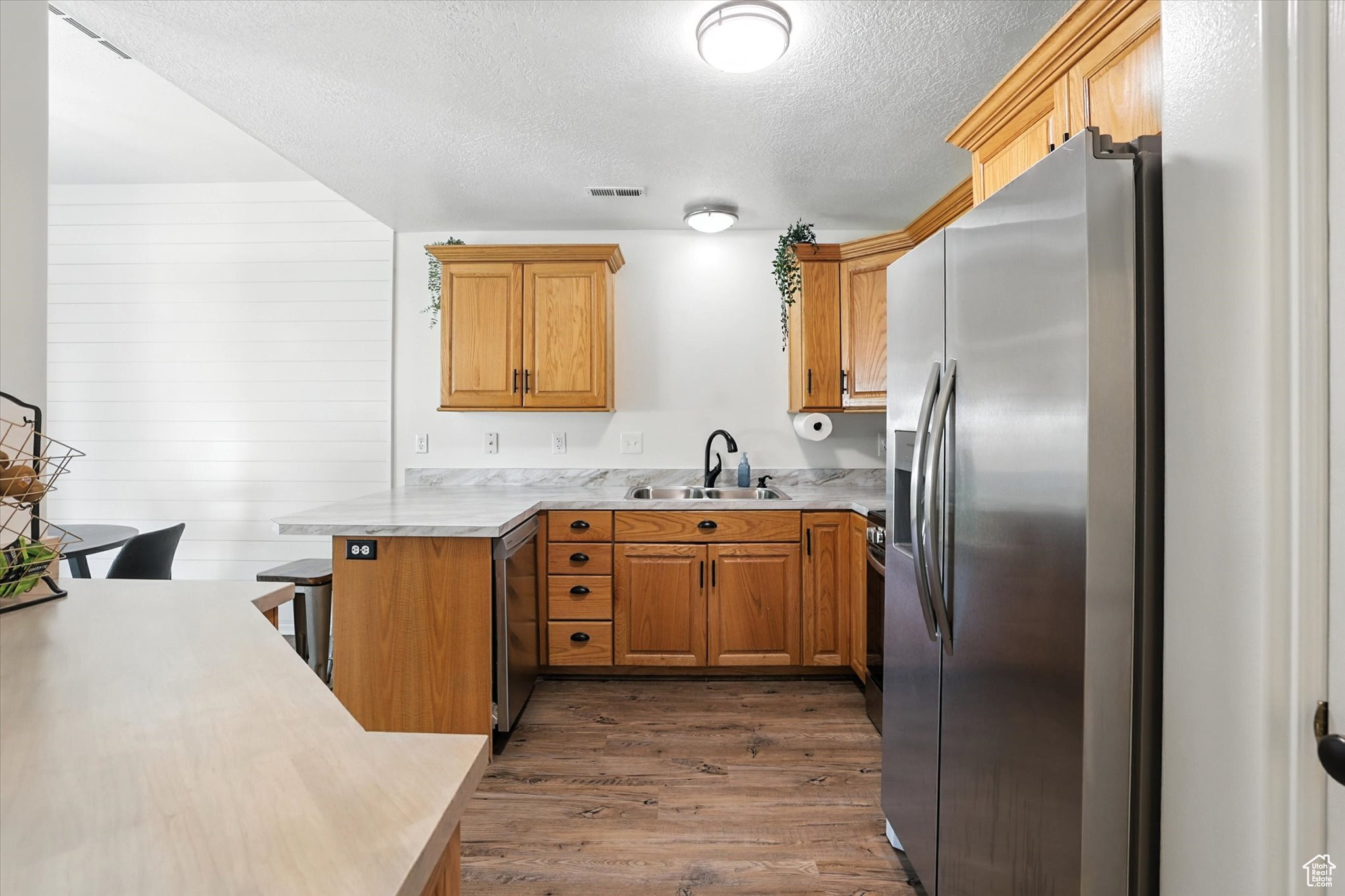 HIGHLAND ESTATES - Residential