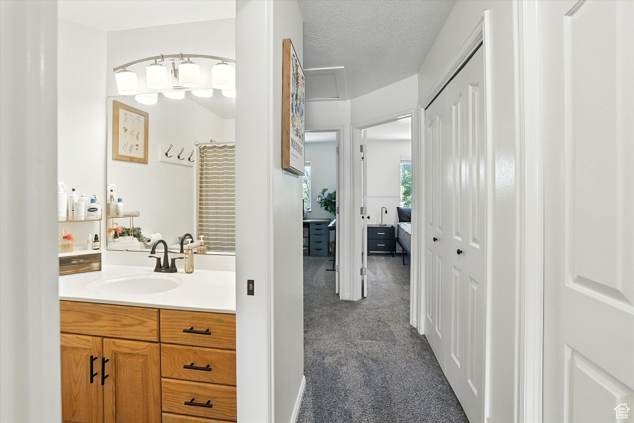 HIGHLAND ESTATES - Residential