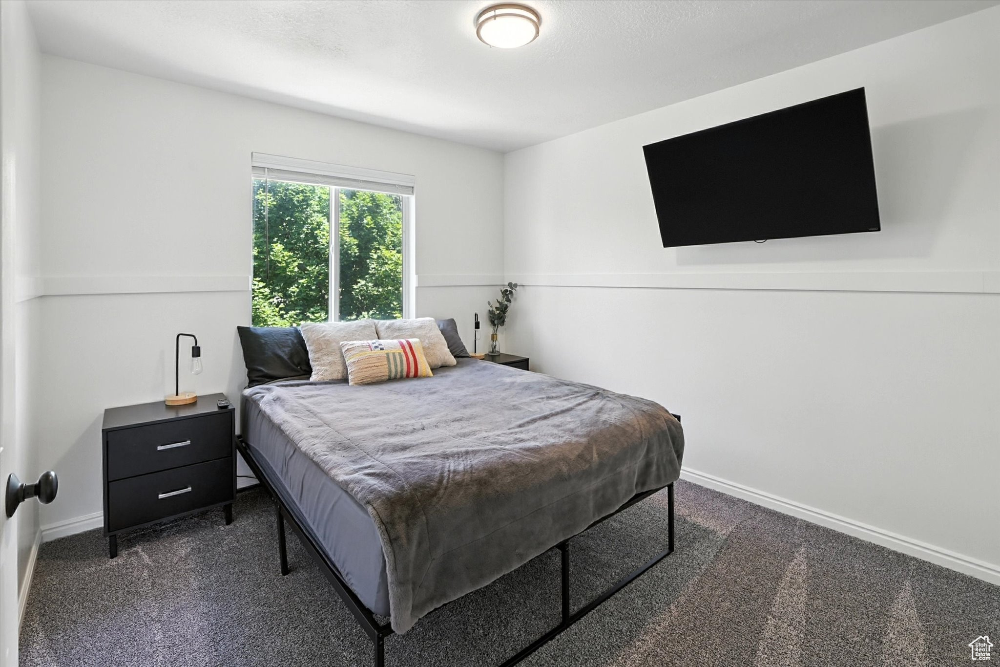 HIGHLAND ESTATES - Residential
