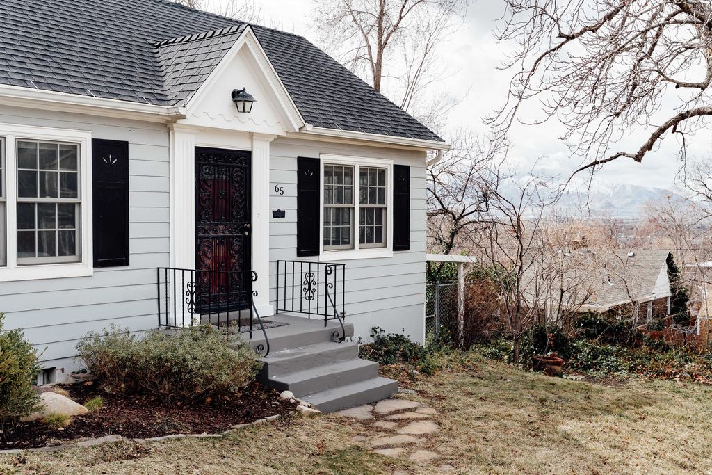 Photo of 65 W GIRARD N AVE N, Salt Lake City, UT 84103 (MLS # 2141267)