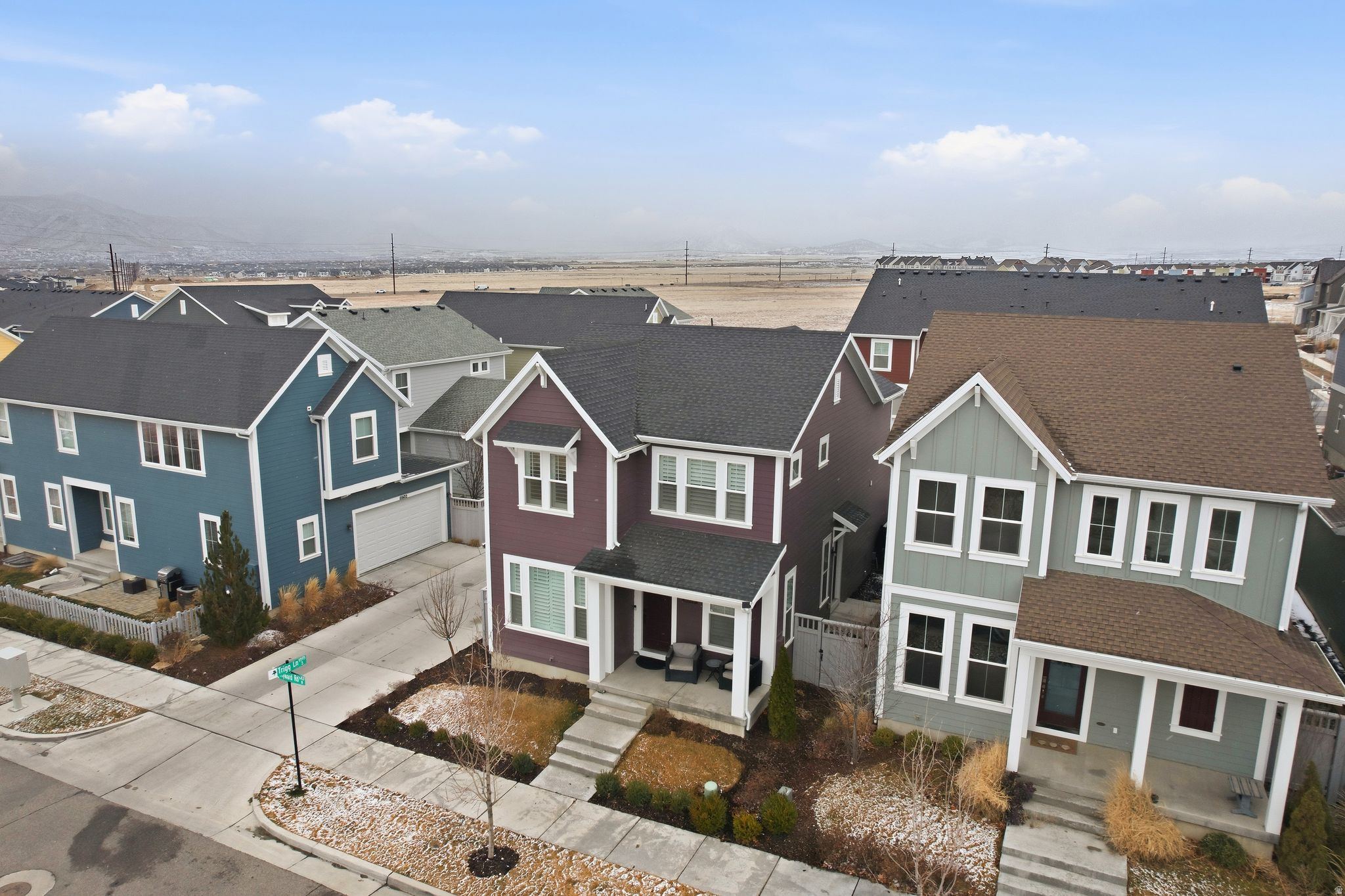 DAYBREAK - Residential