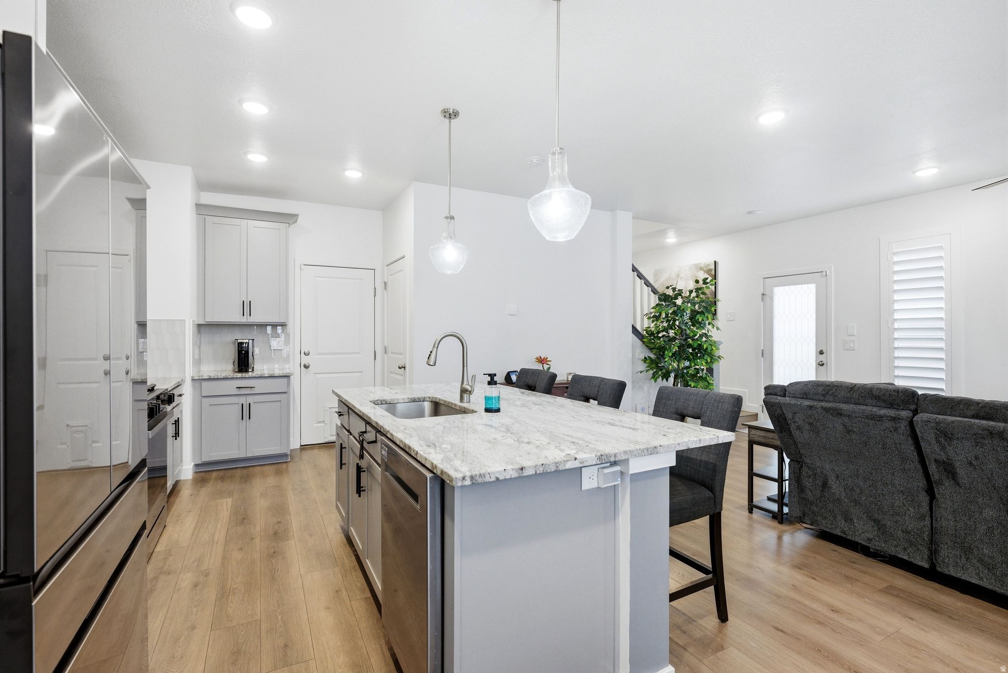 DAYBREAK - Residential