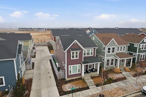 Tiny photo for 11594 S SKYWARD RD, South Jordan, UT 84009 (MLS # 2138326)