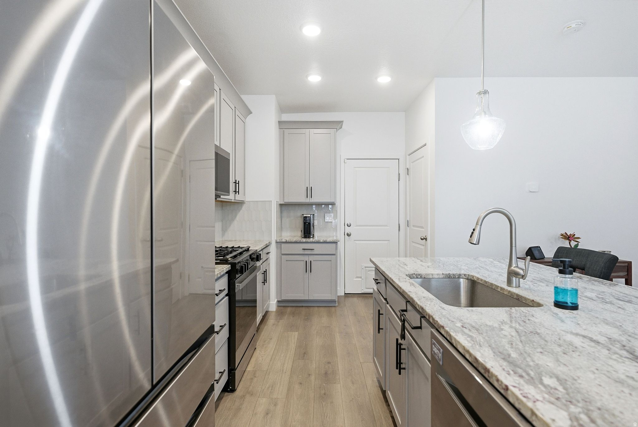 DAYBREAK - Residential