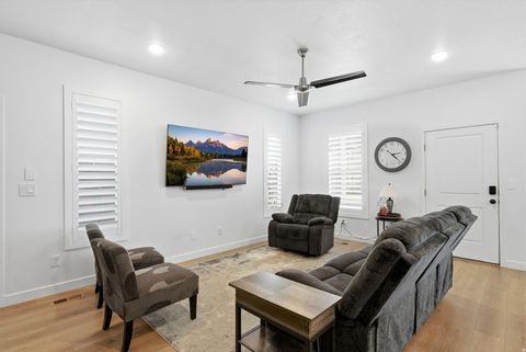 Tiny photo for 11594 S SKYWARD RD, South Jordan, UT 84009 (MLS # 2138326)