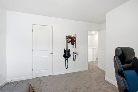 Tiny photo for 11594 S SKYWARD RD, South Jordan, UT 84009 (MLS # 2138326)