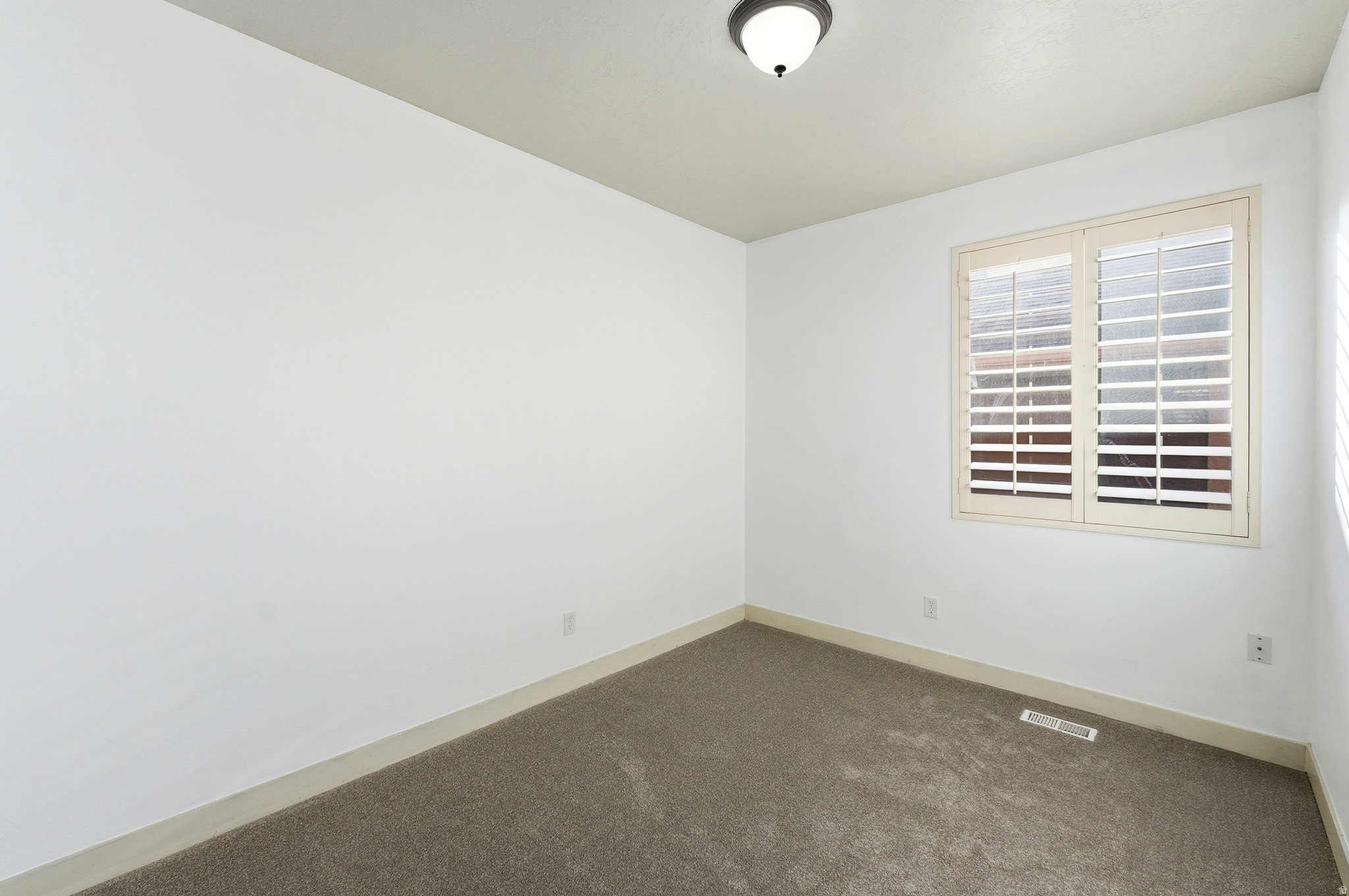 THANKSGIVING VILLAGE - Residential