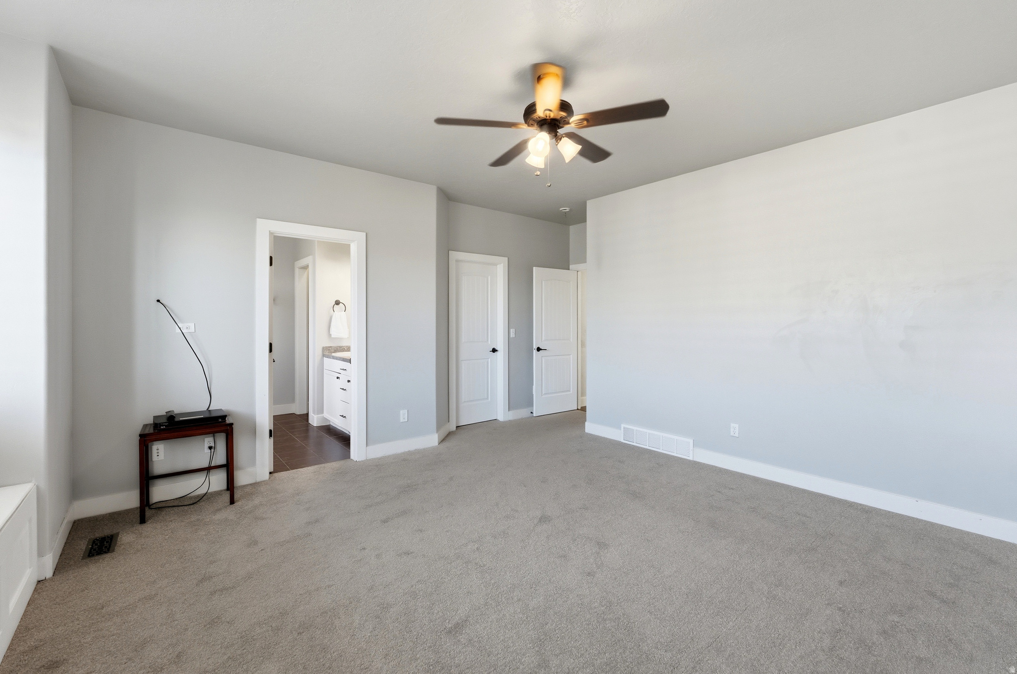 THANKSGIVING VILLAGE - Residential