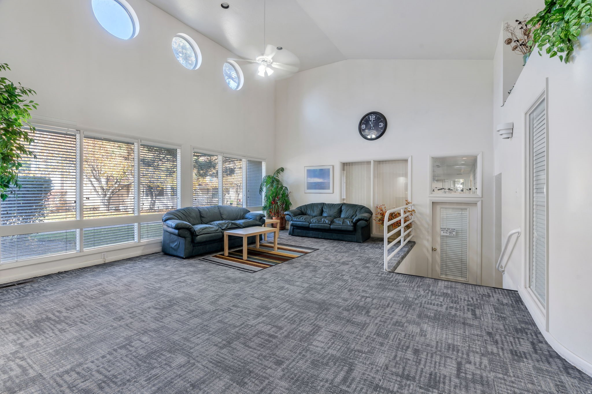 CROSSPOINT CONDOS - Residential