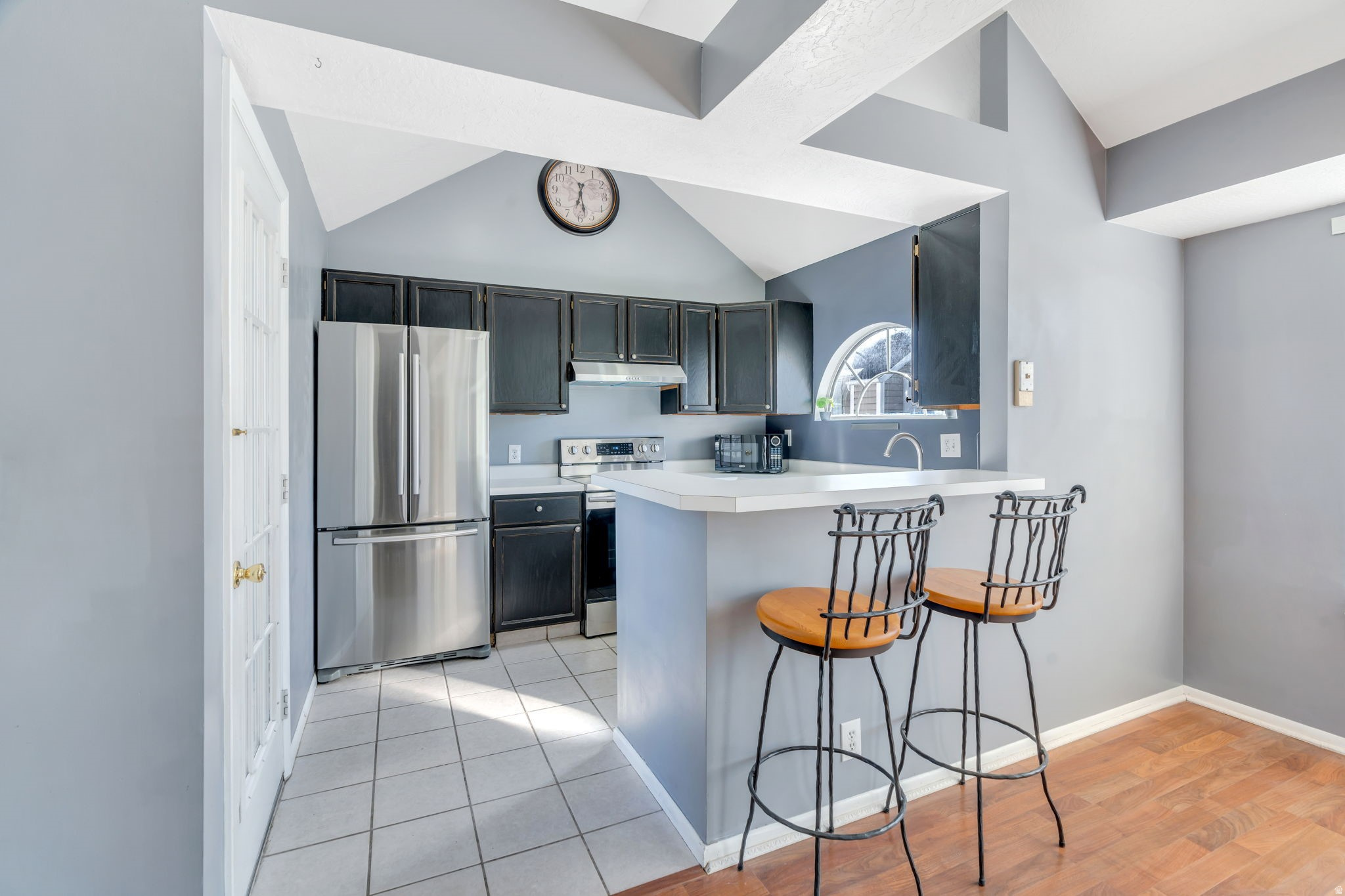 CROSSPOINT CONDOS - Residential