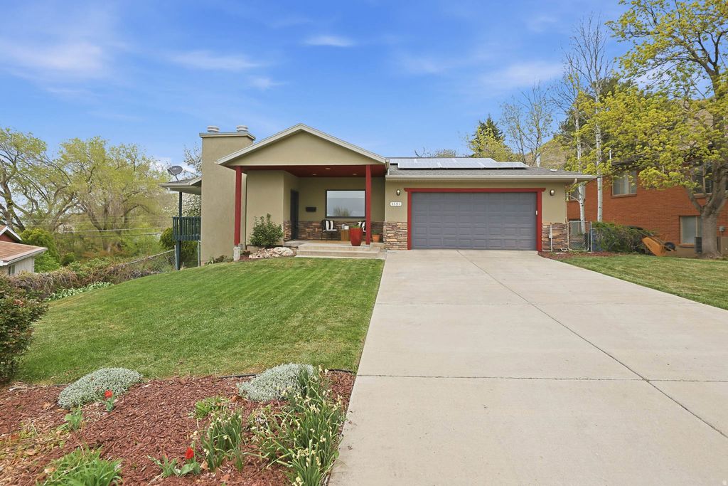 Photo of 3591 E YOSEMITE DR, Salt Lake City, UT 84109 (MLS # 2147439)