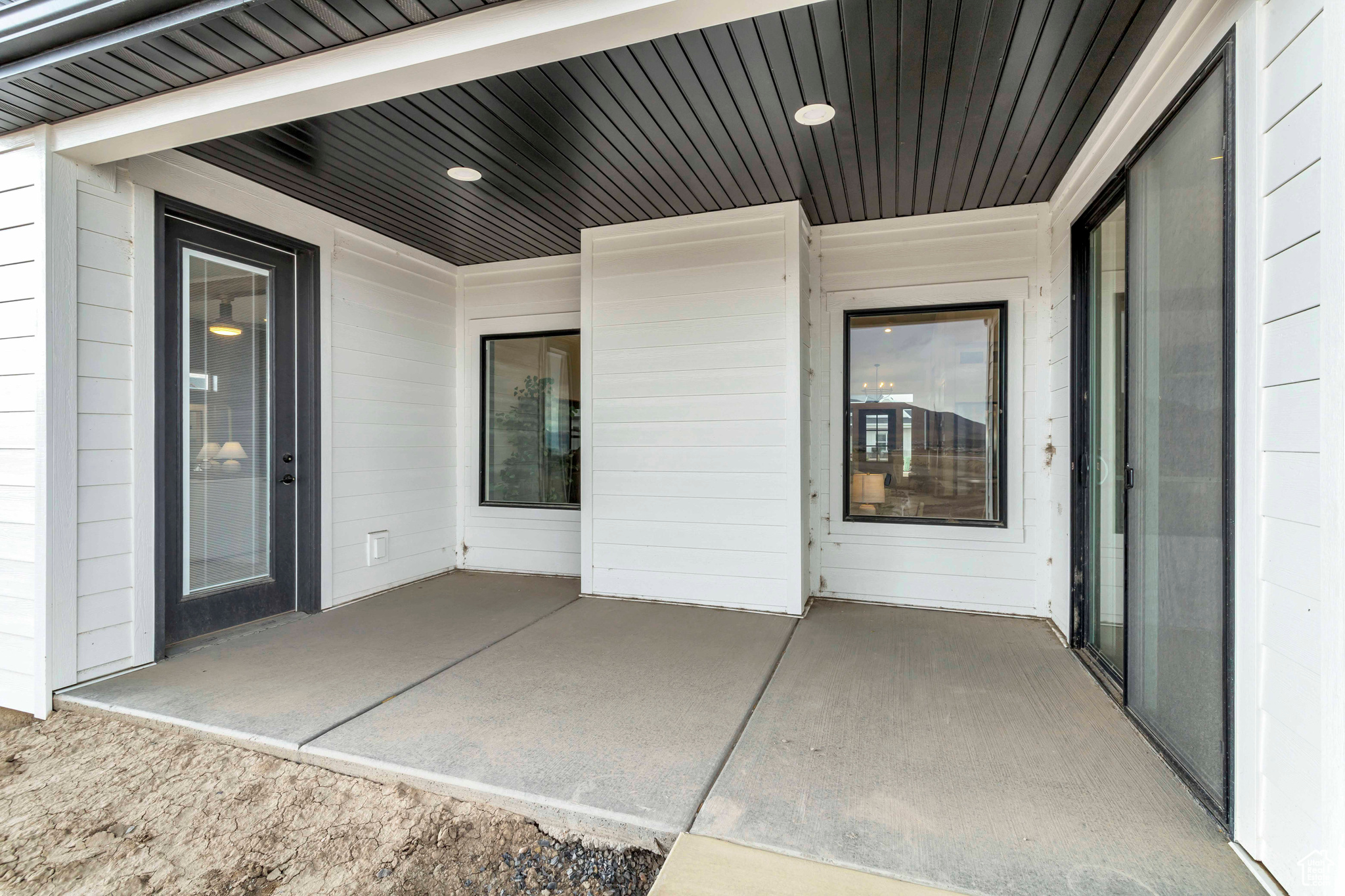 STARHAVEN VILLAS - Residential