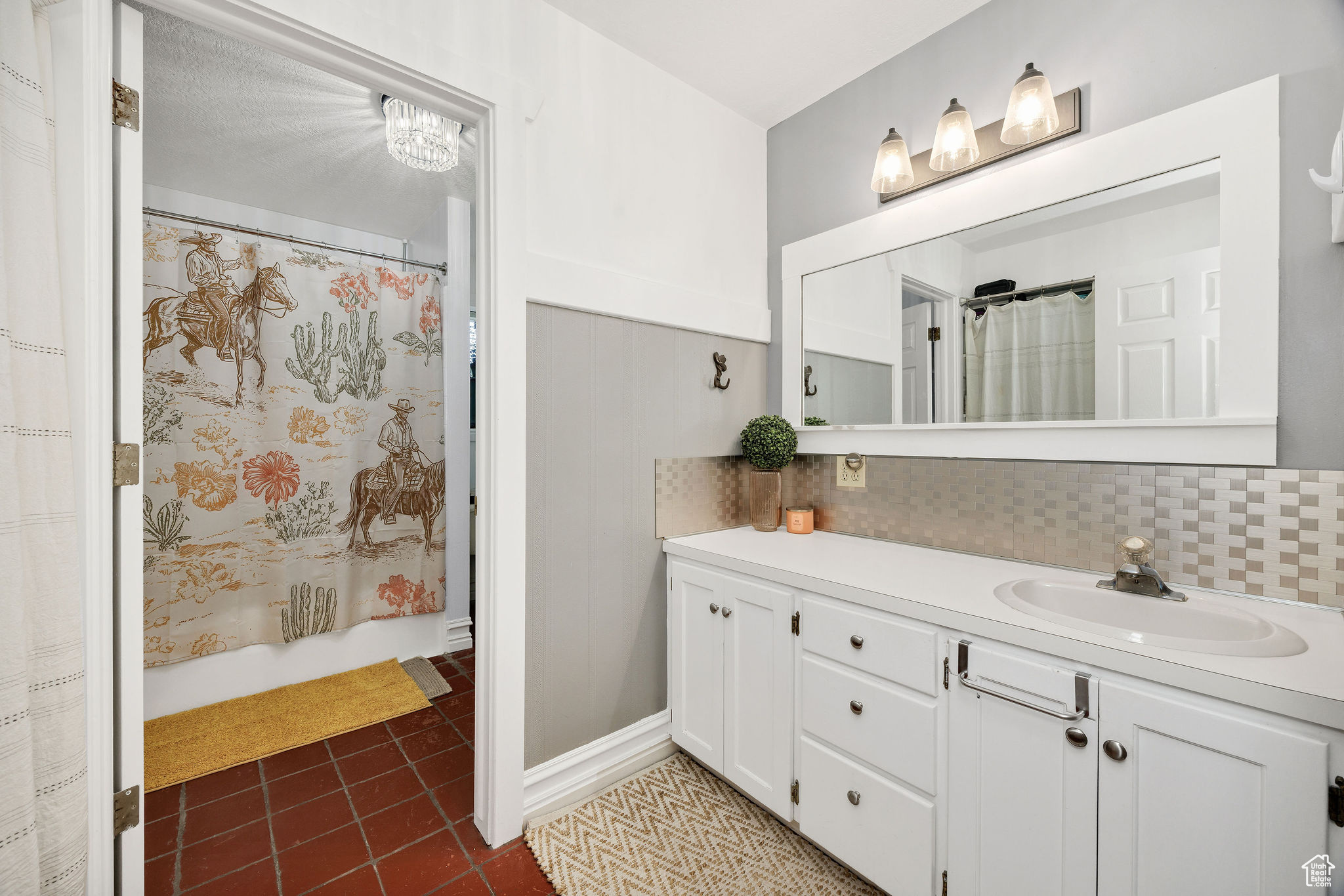 WARBURTON - Residential