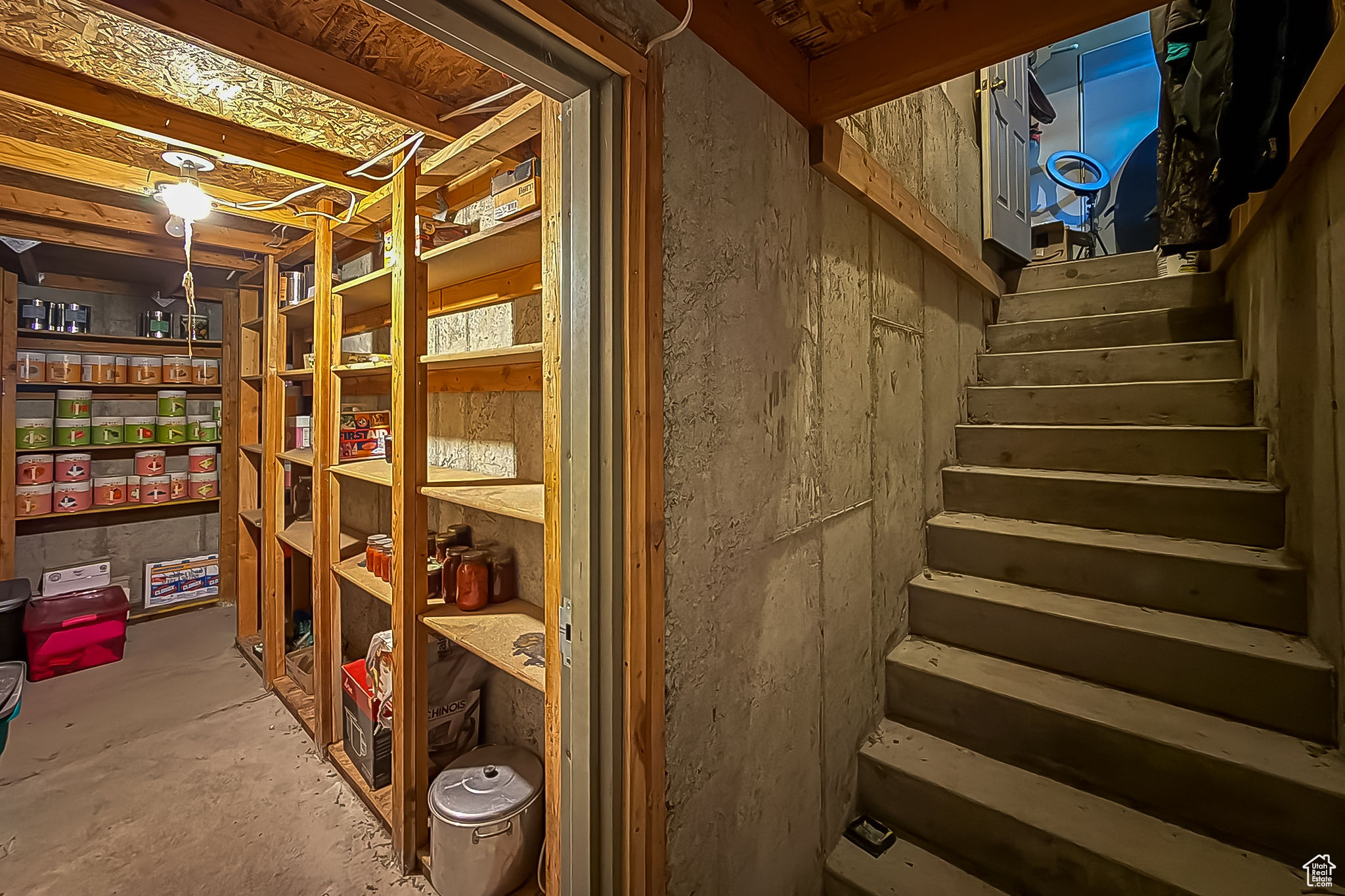 WARBURTON - Residential