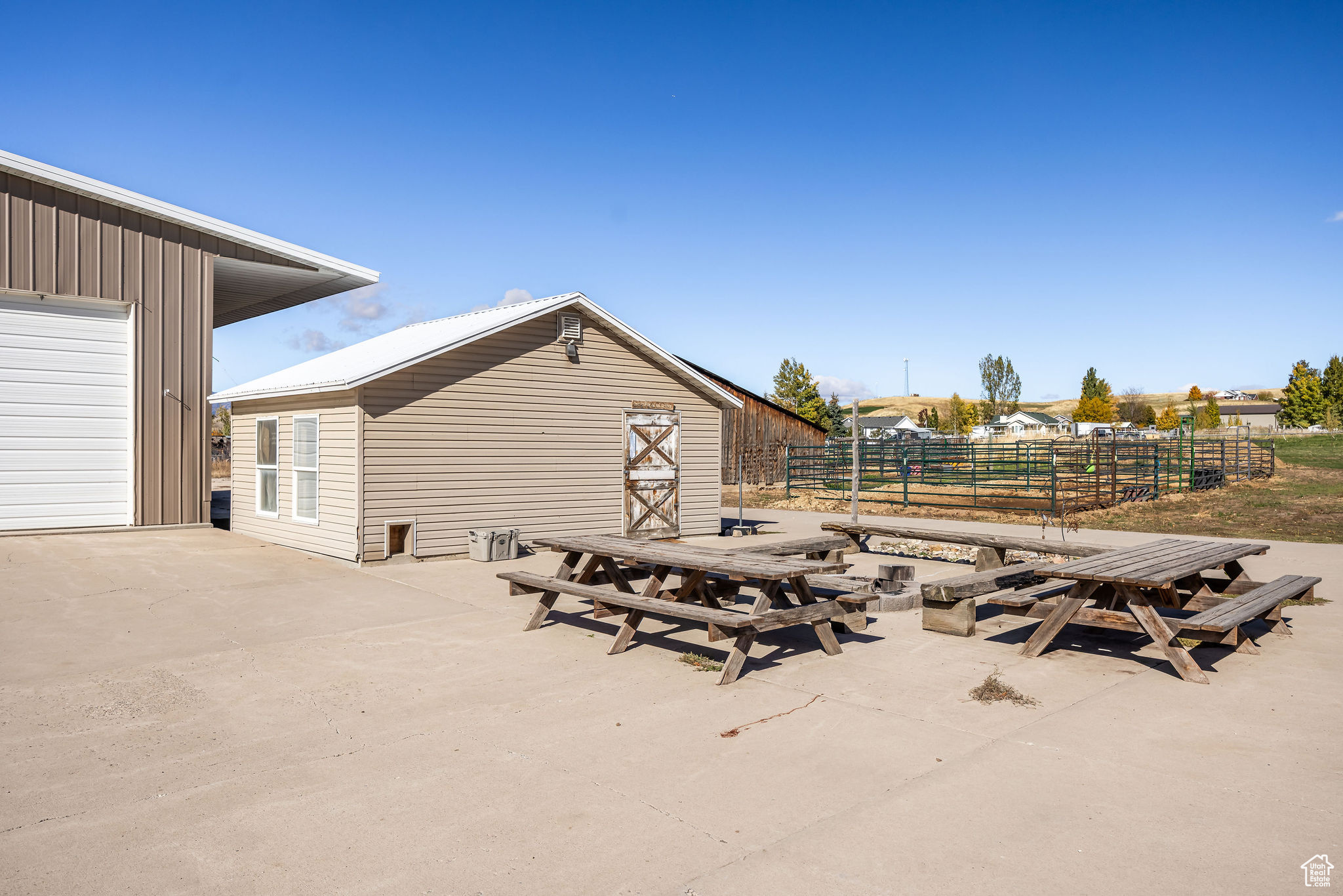 WARBURTON - Residential