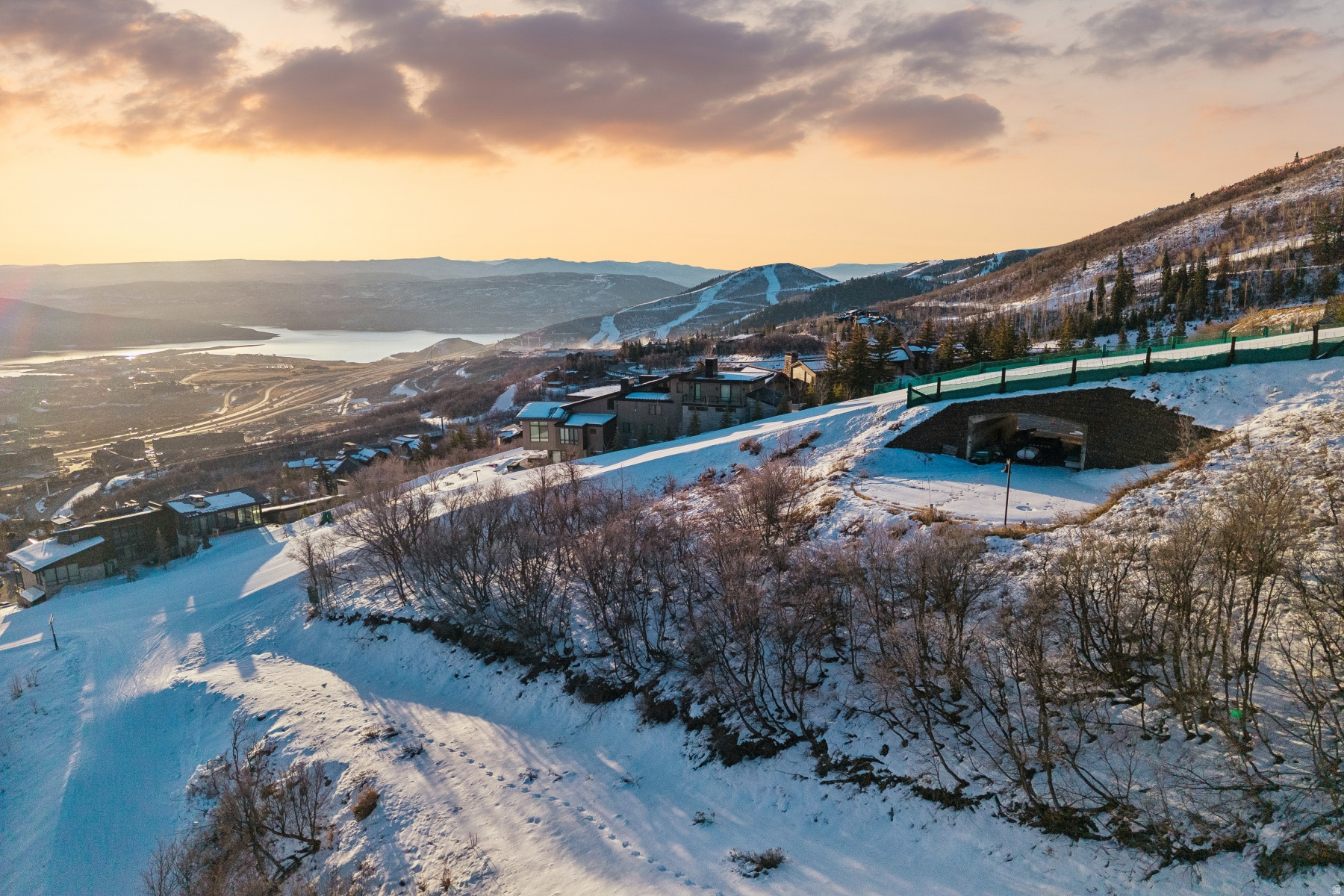 DEER CREST ESTATES - Land