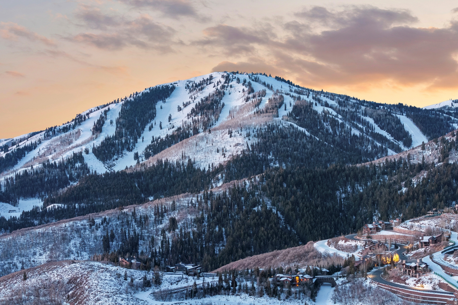 DEER CREST ESTATES - Land