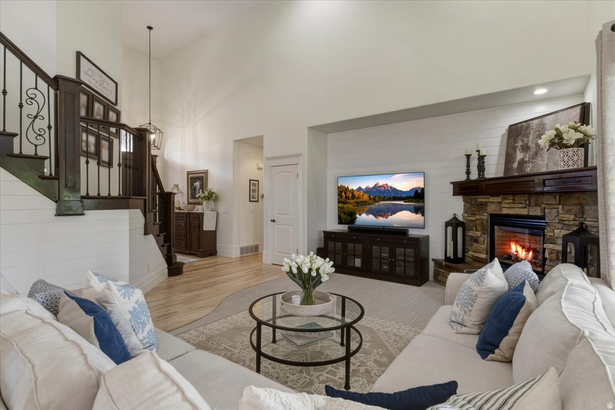 JACOB'S MILL - Residential