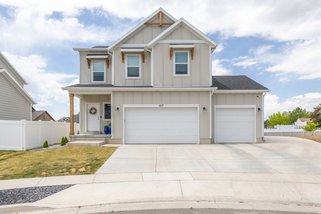 Photo of 1117 S 1275 W, Clearfield, UT 84015 (MLS # 2157957)