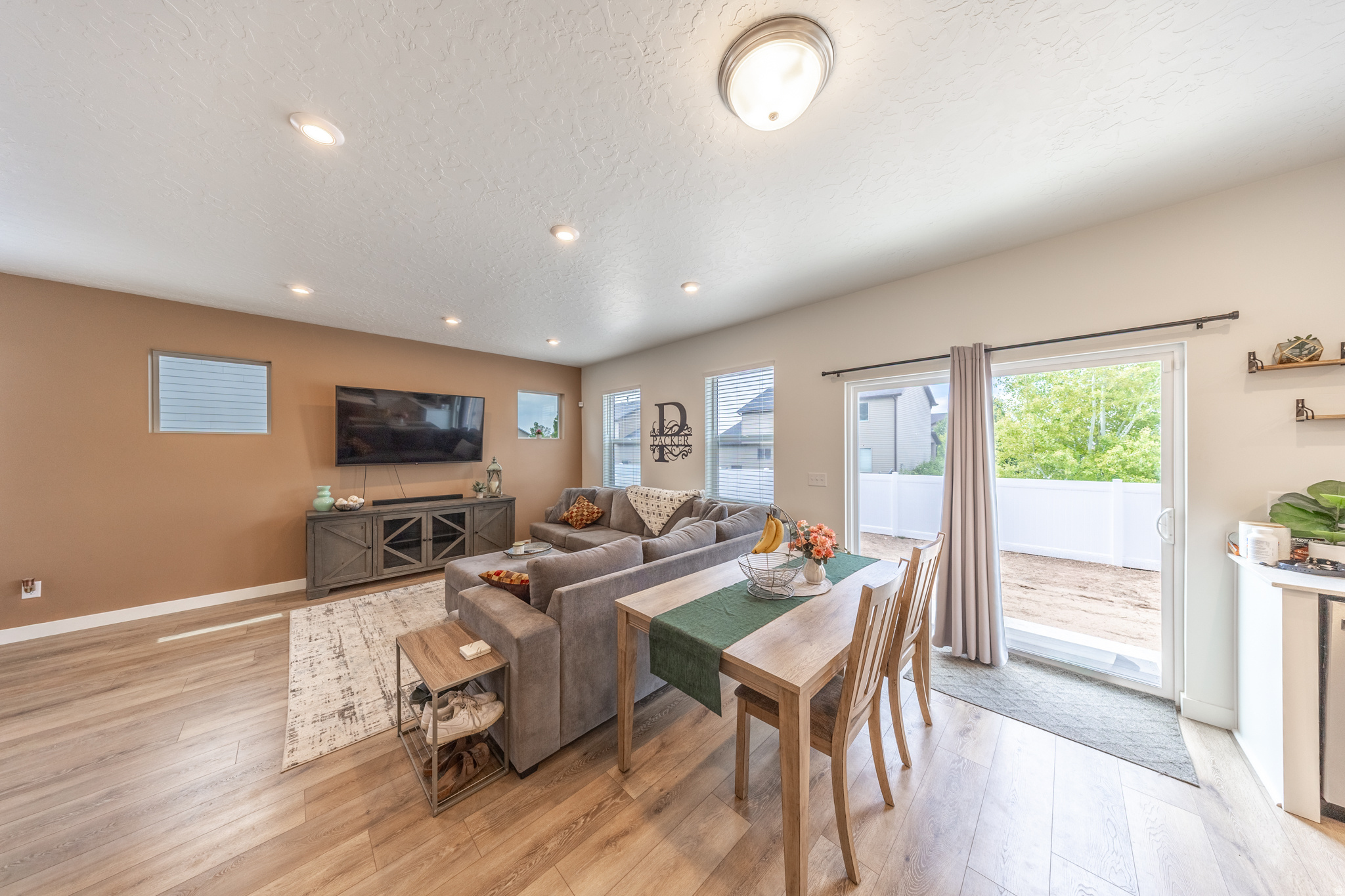 HERITAGE EAST - Residential