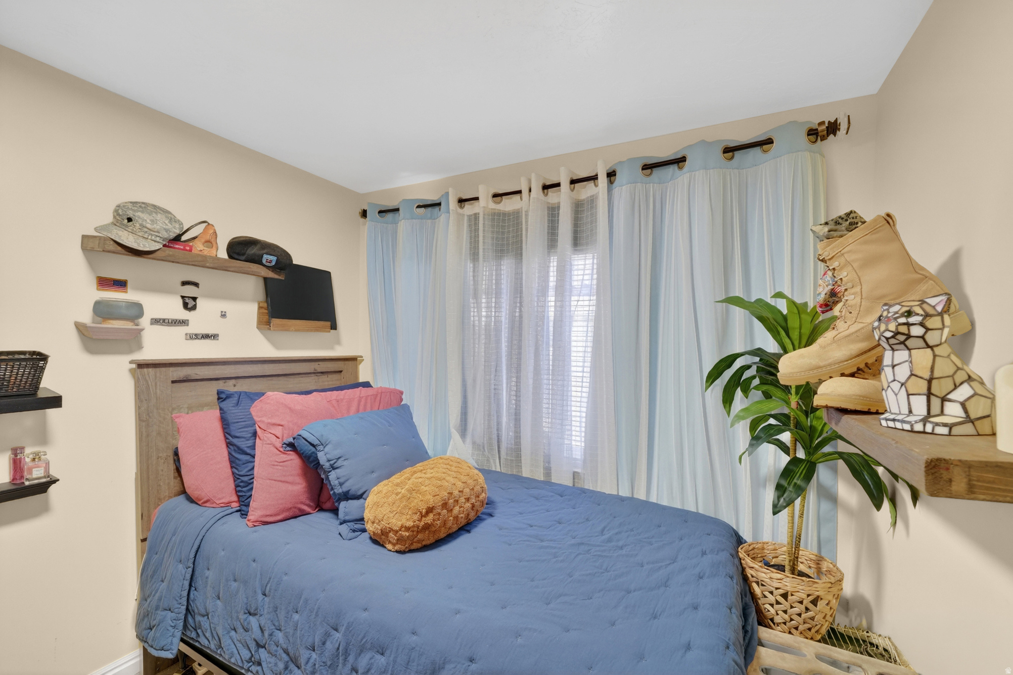RIVERSIDE - Residential