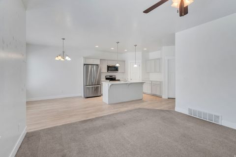 Tiny photo for 4412 W JUNIPER SHADE DR S, Herriman, UT 84096 (MLS # 2148287)