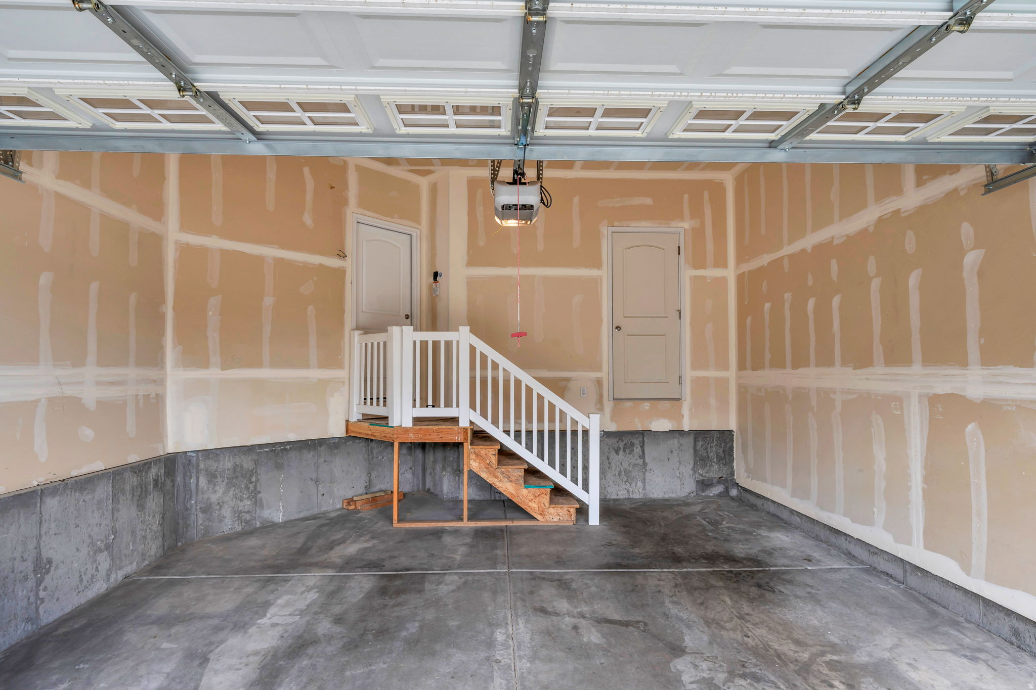 SHADOW RUN - Residential