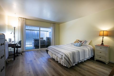 Tiny photo for 275 E PEACH LN S, Bountiful, UT 84010 (MLS # 2134476)