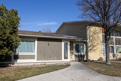 Tiny photo for 275 E PEACH LN S, Bountiful, UT 84010 (MLS # 2134476)