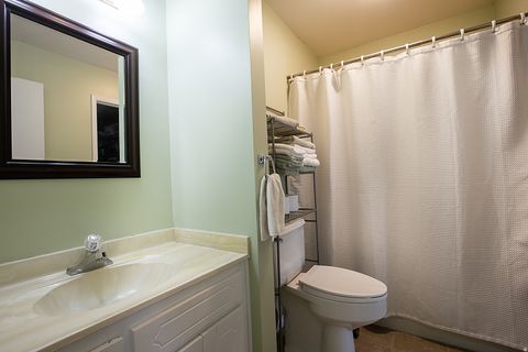 Tiny photo for 275 E PEACH LN S, Bountiful, UT 84010 (MLS # 2134476)