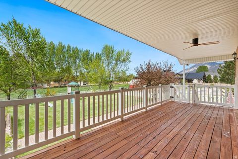 Tiny photo for 555 E 1600 S, Mapleton, UT 84664 (MLS # 2151279)