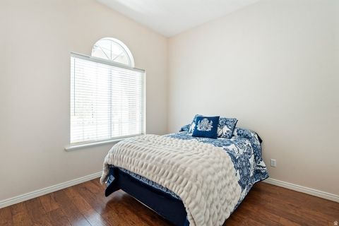 Tiny photo for 555 E 1600 S, Mapleton, UT 84664 (MLS # 2151279)