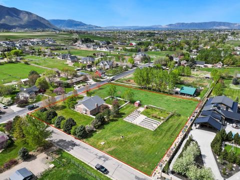 Tiny photo for 555 E 1600 S, Mapleton, UT 84664 (MLS # 2151279)