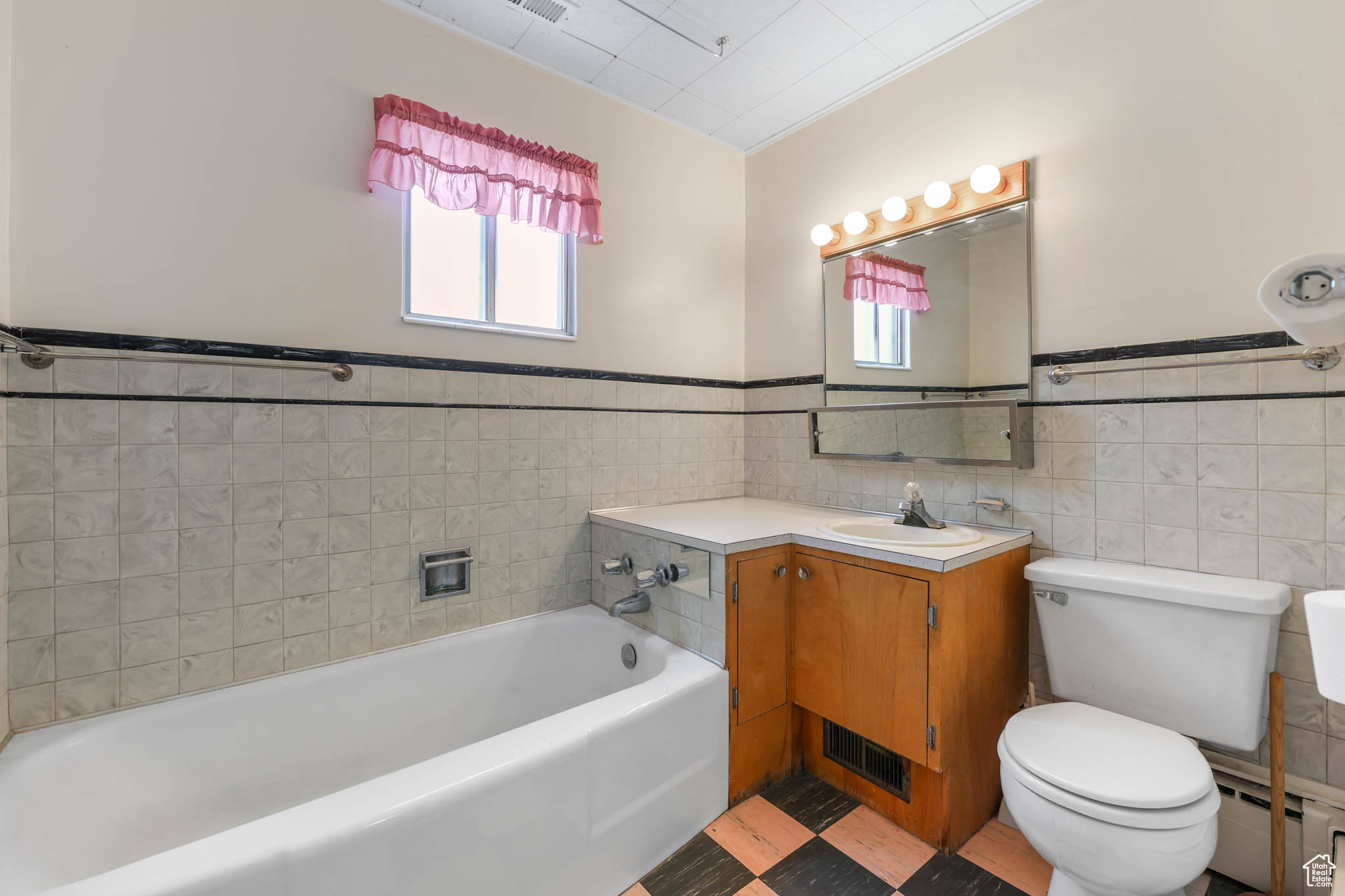 KAMAS TOWN - Residential