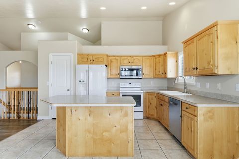 Tiny photo for 3533 N REMUDA DR, Farr West, UT 84404 (MLS # 2126729)