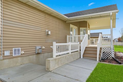 Tiny photo for 3533 N REMUDA DR, Farr West, UT 84404 (MLS # 2126729)