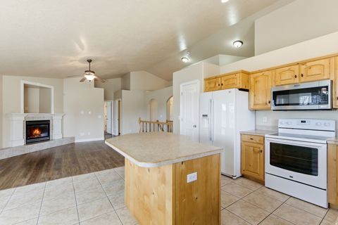 Tiny photo for 3533 N REMUDA DR, Farr West, UT 84404 (MLS # 2126729)