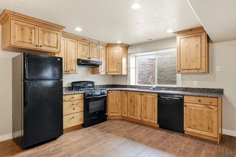 Tiny photo for 3533 N REMUDA DR, Farr West, UT 84404 (MLS # 2126729)
