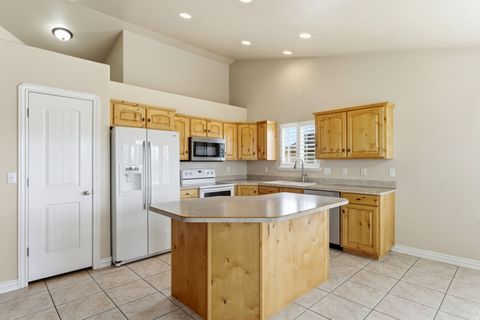 Tiny photo for 3533 N REMUDA DR, Farr West, UT 84404 (MLS # 2126729)