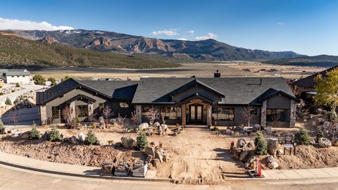 Photo of 2046 S EAGLE LOOP, Cedar City, UT 84720 (MLS # 2159137)