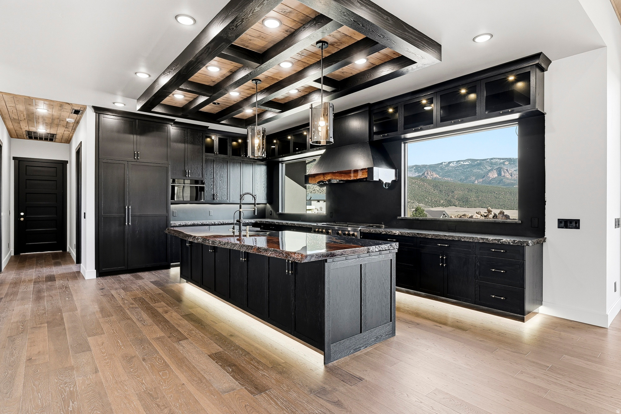 EAGLE RIDGE AT SOUTH MOUNTAIN - Residential