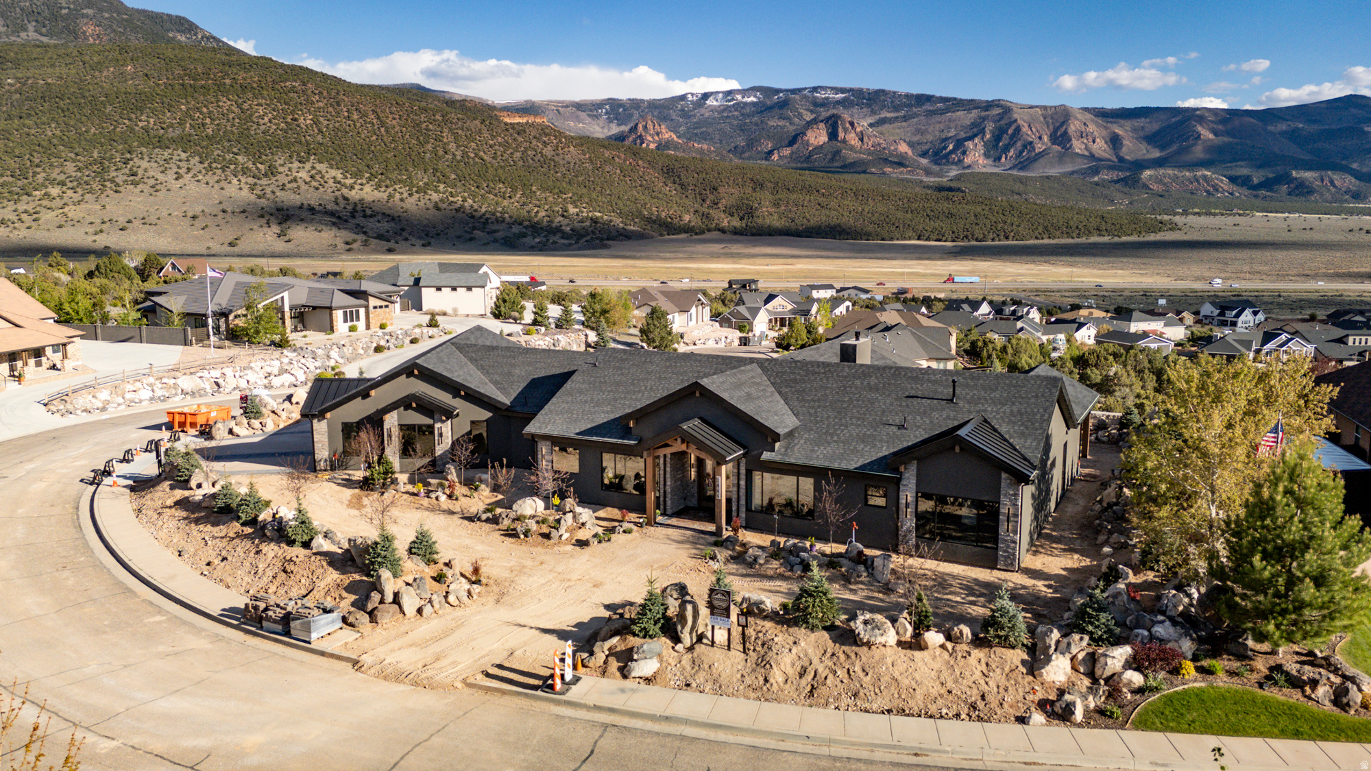 EAGLE RIDGE AT SOUTH MOUNTAIN - Residential
