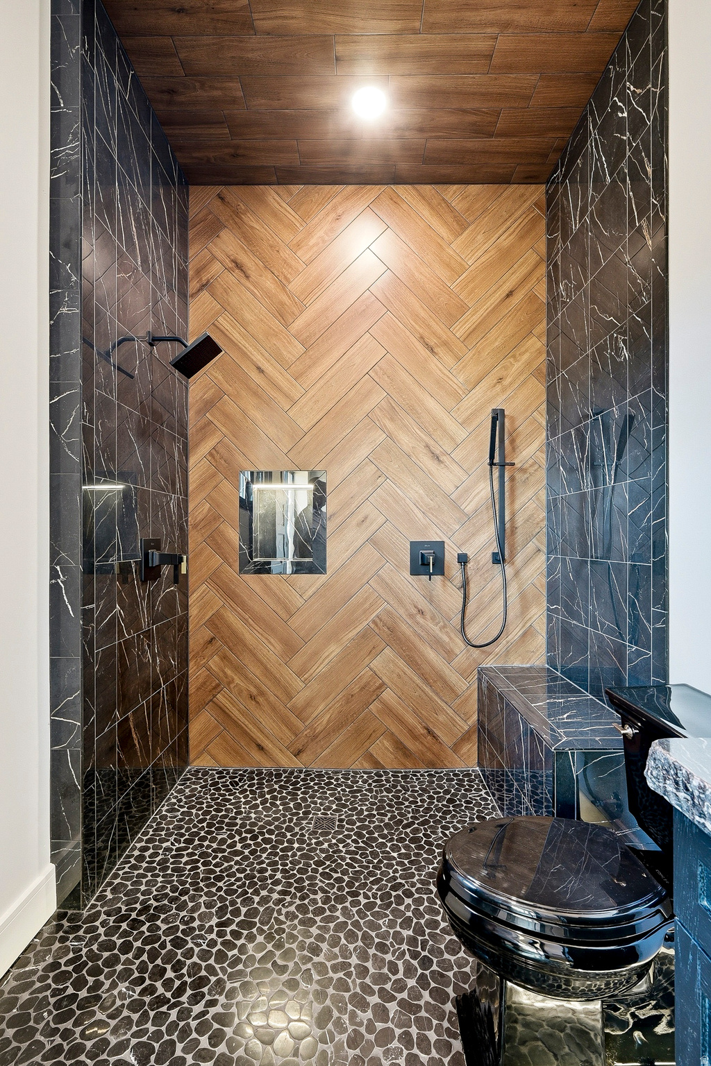 EAGLE RIDGE AT SOUTH MOUNTAIN - Residential