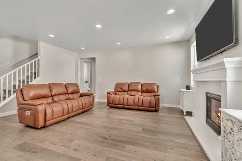 Tiny photo for 2434 N EURASION CRANE RD, Clinton, UT 84015 (MLS # 2147836)