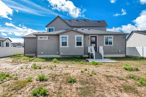 Tiny photo for 2434 N EURASION CRANE RD, Clinton, UT 84015 (MLS # 2147836)