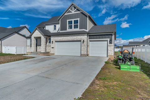 Tiny photo for 2434 N EURASION CRANE RD, Clinton, UT 84015 (MLS # 2147836)